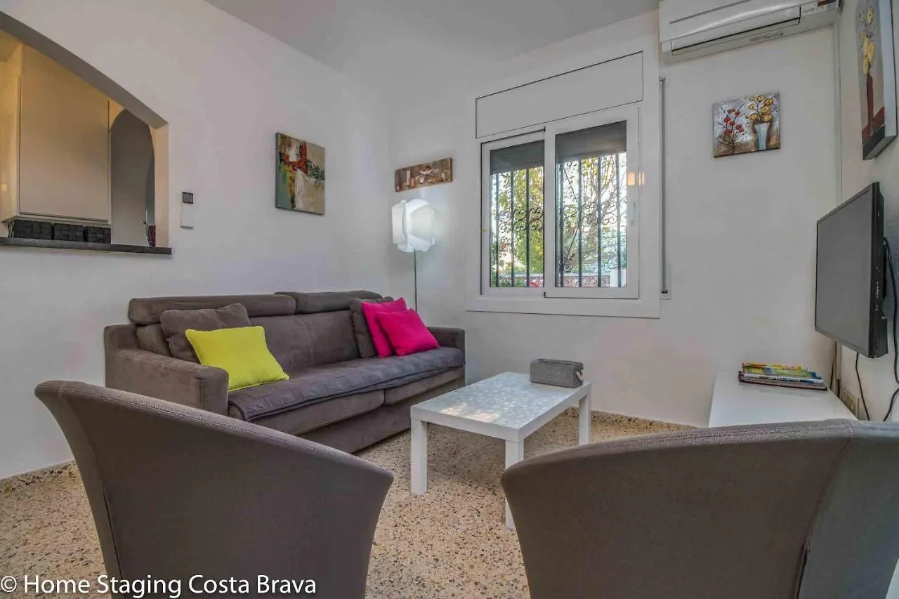 Holiday home 137- Empurialola-Casa De Vacaciones Con Piscina Privada En Empuriabrava